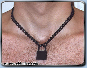 Blacklock neck chain w/black padlock